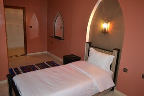 In-room safe, blackout curtains, free WiFi - Inyan Dakhla Hotel (Dakhla)