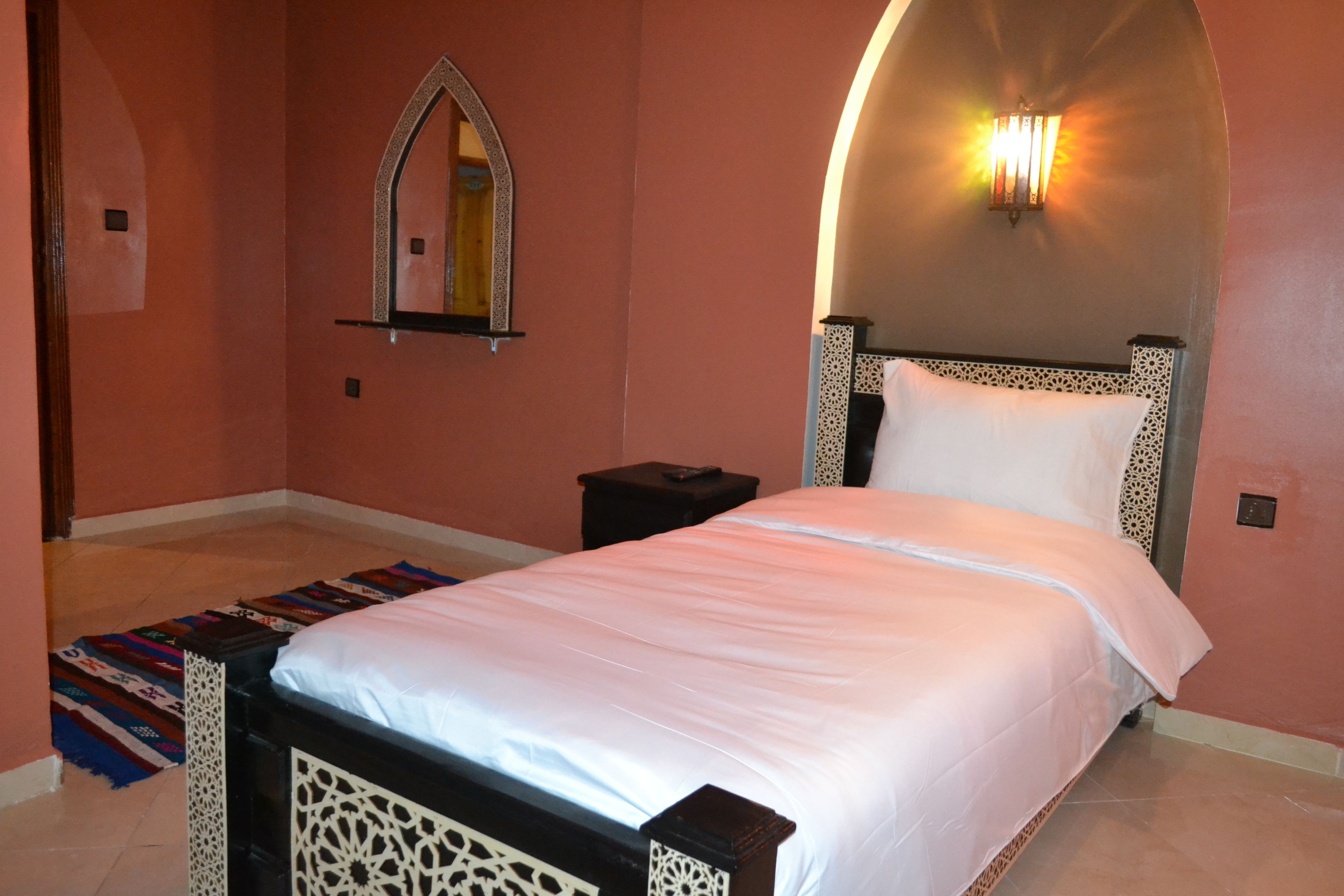 Habitación doble | Caja de seguridad en la habitación, cortinas blackout y wifi gratis 