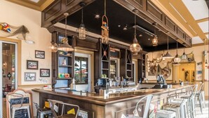 Bar (on property) - Festival Resort Homes by Casa Floridian (Davenport)