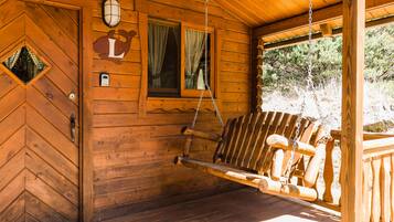 Family Cabin | Terrace/patio