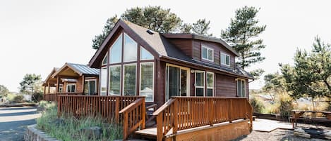 Deluxe Cottage | Individually furnished, free WiFi