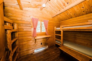 Family Cabin | 1 bedroom, individually furnished, free WiFi