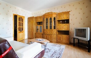 Basic Apartment, 1 Double Bed with Sofa bed, Non Smoking (Nezavisimosty 23) - Apartamenty na Oktyabrskoy (Minsk)