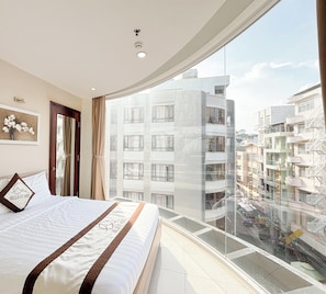 Deluxe Double, with View | Quang cảnh thành phố