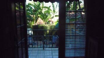 Deluxe Room, 1 Queen Bed, Non Smoking | View from room