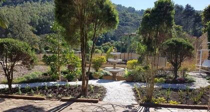Ludmila's Retreat | Complete country house with 6 suites, swimming pool and full leisure facilities.