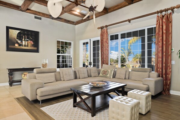 Smart TV, fireplace, DVD player, books