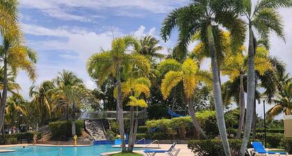 Aquatika 7302 Ocean View- 3 bdrm condo - steps to beach!