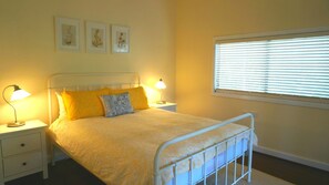4 habitaciones, tabla de planchar con plancha y wifi gratis 