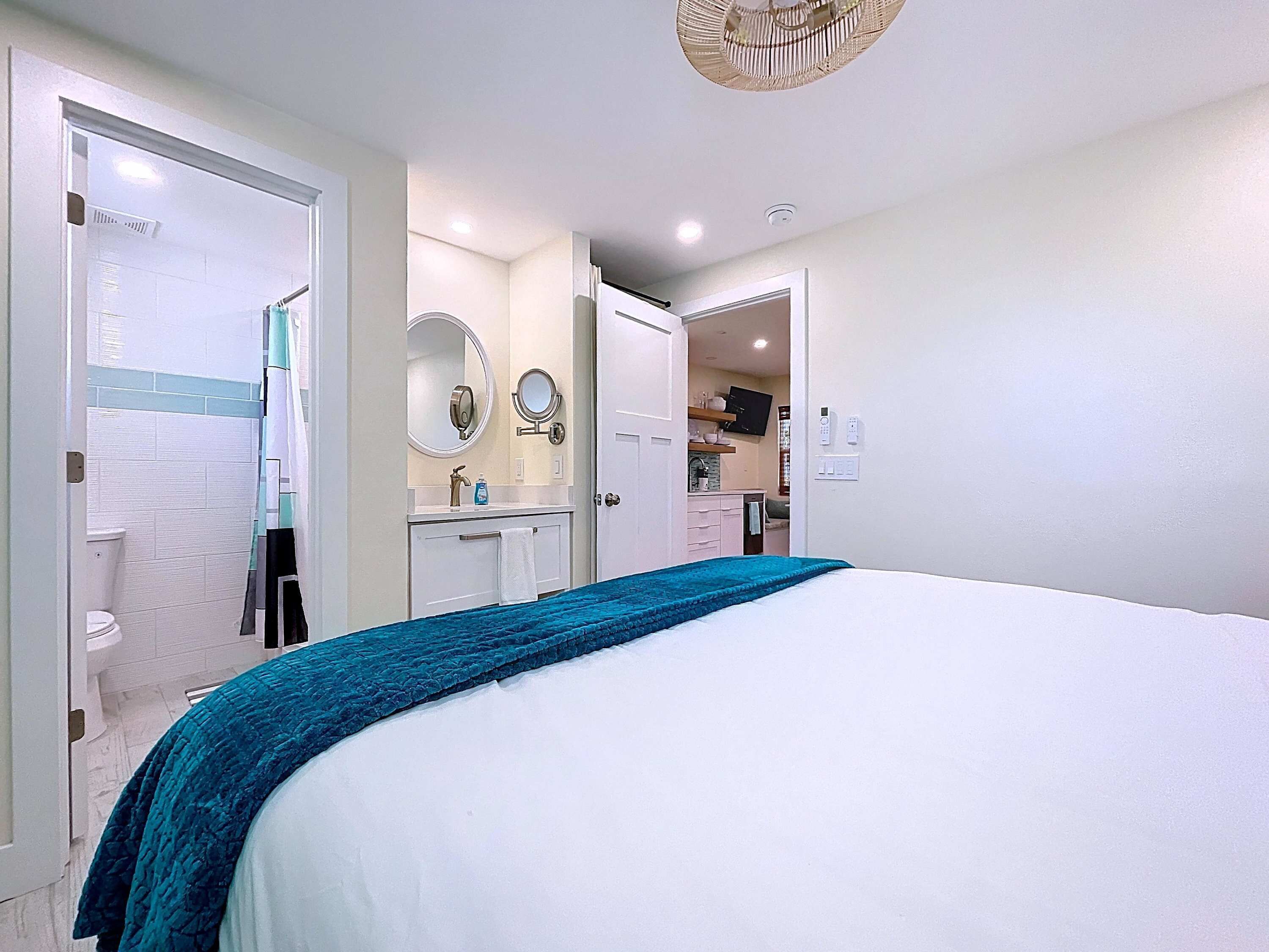 1 bedroom, iron/ironing board, WiFi, bed sheets