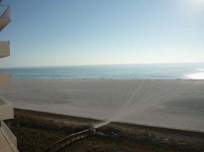 Beach - Beachfront 1BR condo with pool, WiFi, and heated outdoor pool. (Marco Island)