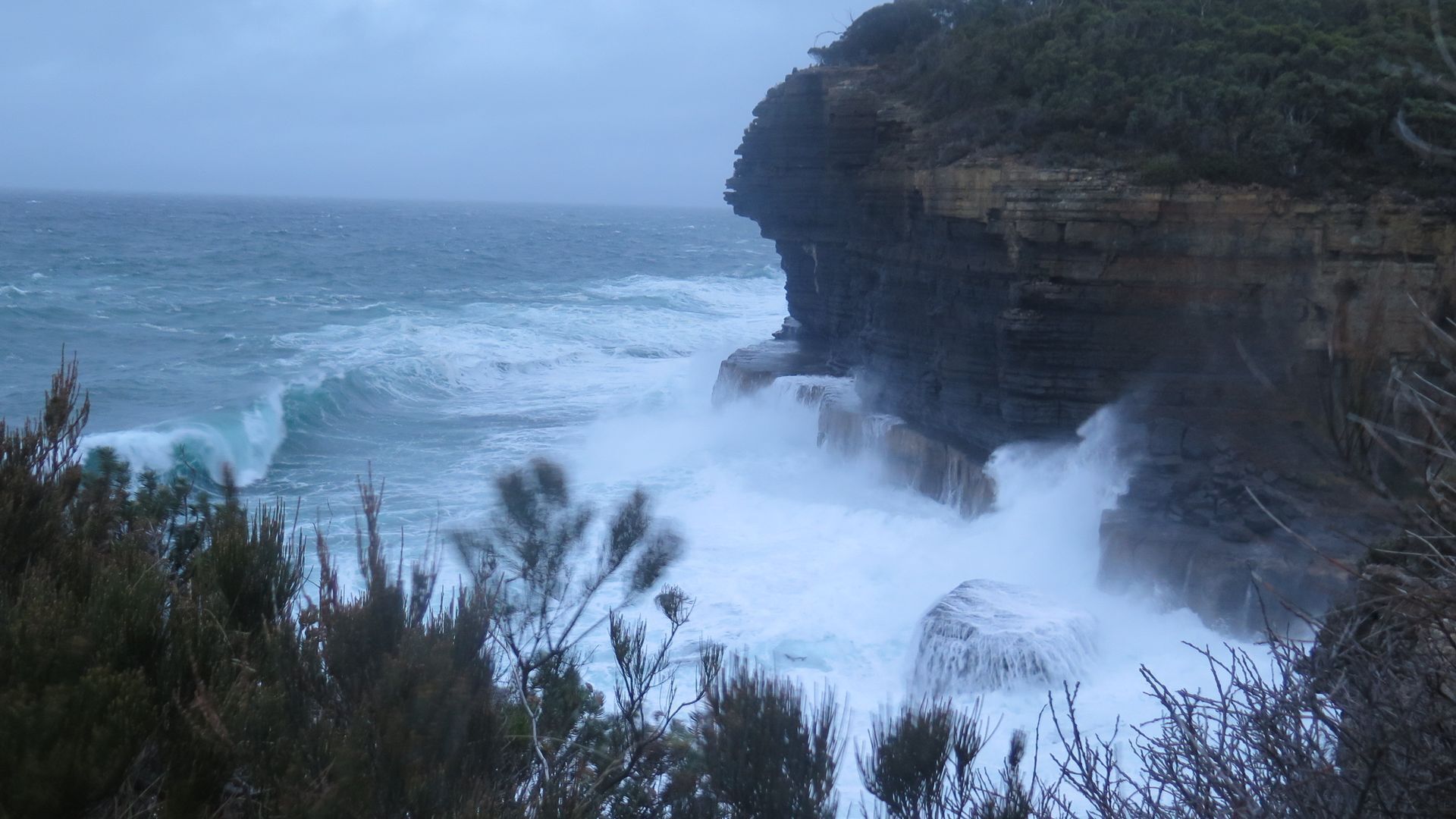 Put your feet up and relax by the sea — image 22