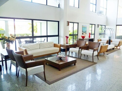 2-bedroom apartment in a 4-star hotel with sea views. 