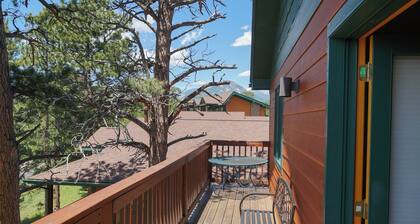 Luxurious Black Canyon home near the Stanley Hotel