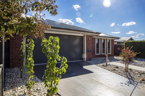 Rentoudu Red Cliffsissa.