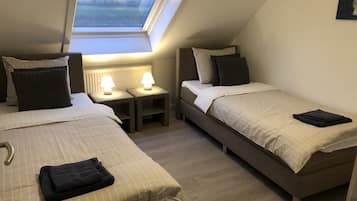 3 chambres, bureau, lit parapluie, Wi-Fi gratuit