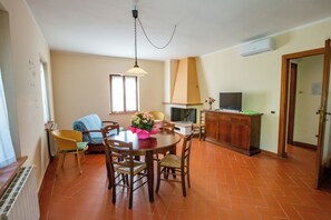 Interior - Beautiful farmhouse 20 km. from Pisa with swimming pool - Bellavista apartment (Pisa)