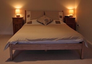 1 غرفة نوم ومكواة/لوح كي وسرير سفر وواي فاي مجانًا