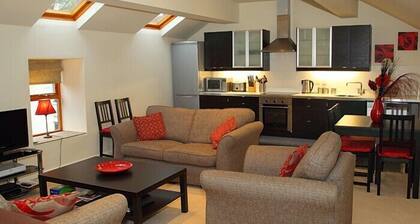 Lovely renovated Stone Cottage & Garden, great location Central Yorkshire