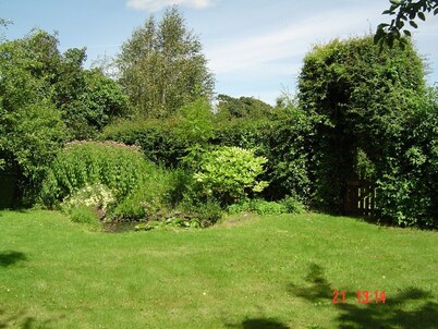 Lovely renovated Stone Cottage & Garden, great location Central Yorkshire