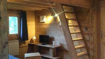 1 bedroom, travel crib, free WiFi, bed sheets