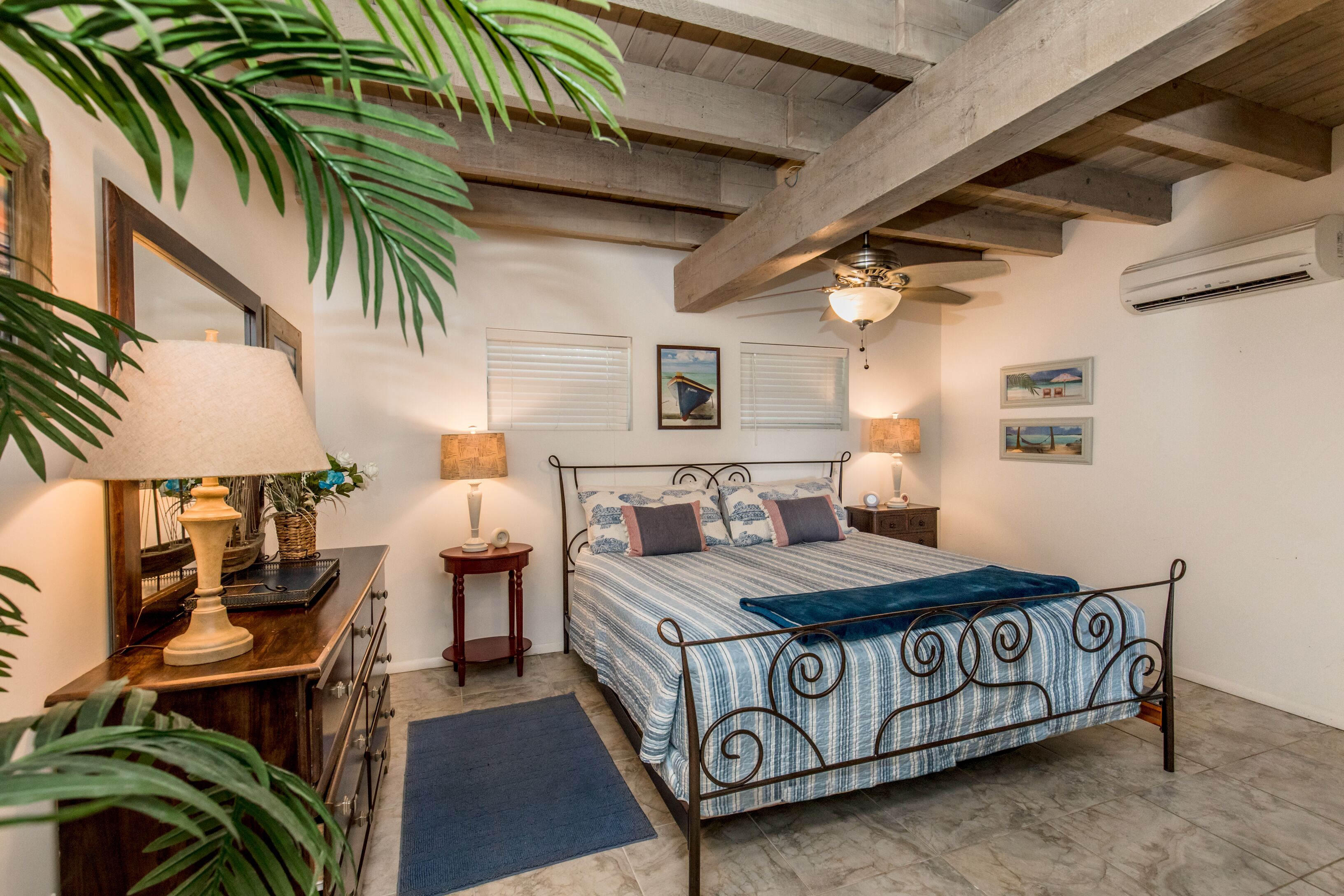 3 bedrooms, iron/ironing board, travel cot, free WiFi