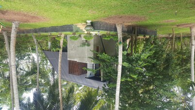 Deluxe bungalow with free airport pickup