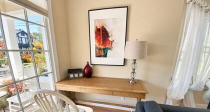 Historic 4BR Alameda Victorian Near Beach & SF
