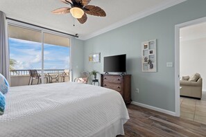 2 bedrooms, iron/ironing board, Internet, bed sheets