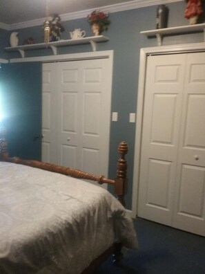 4 Schlafzimmer, Bügeleisen/Bügelbrett, kostenloses WLAN, Bettwäsche