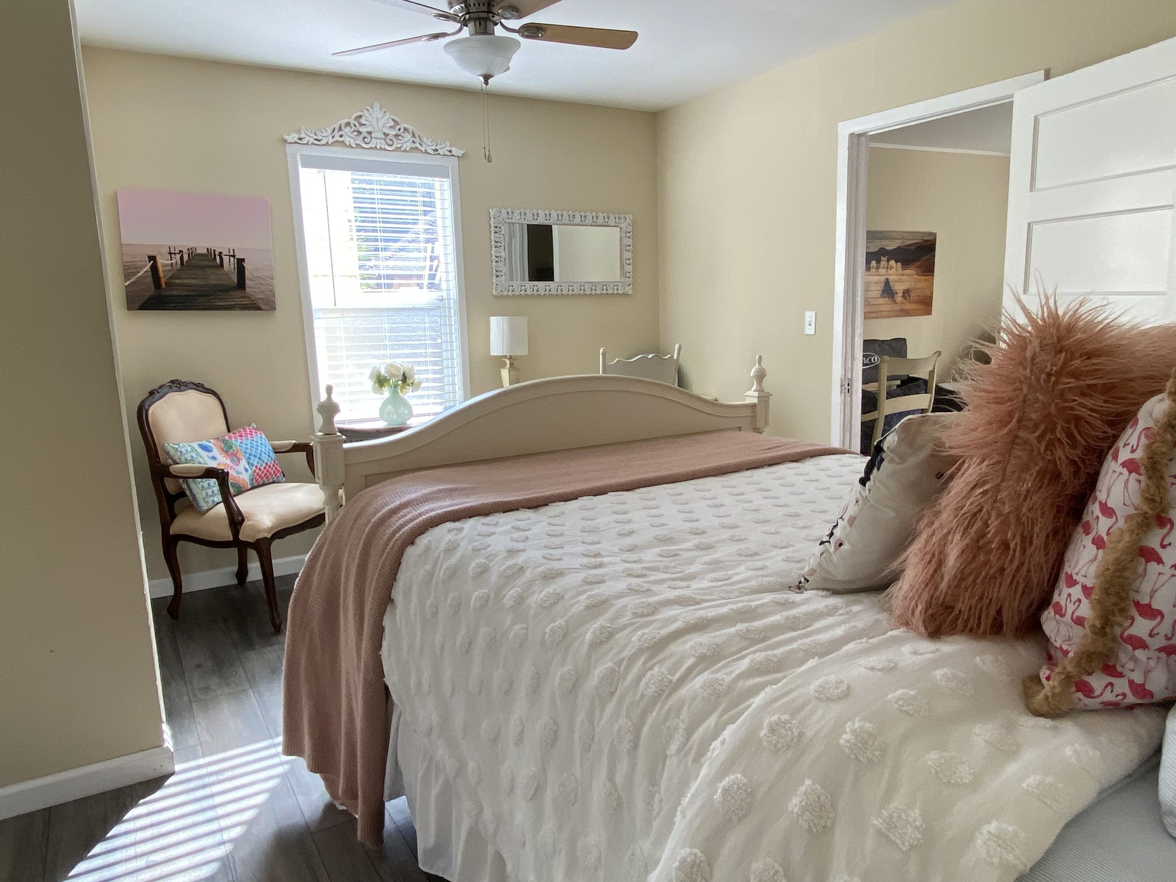 1 bedroom, iron/ironing board, internet, bed sheets