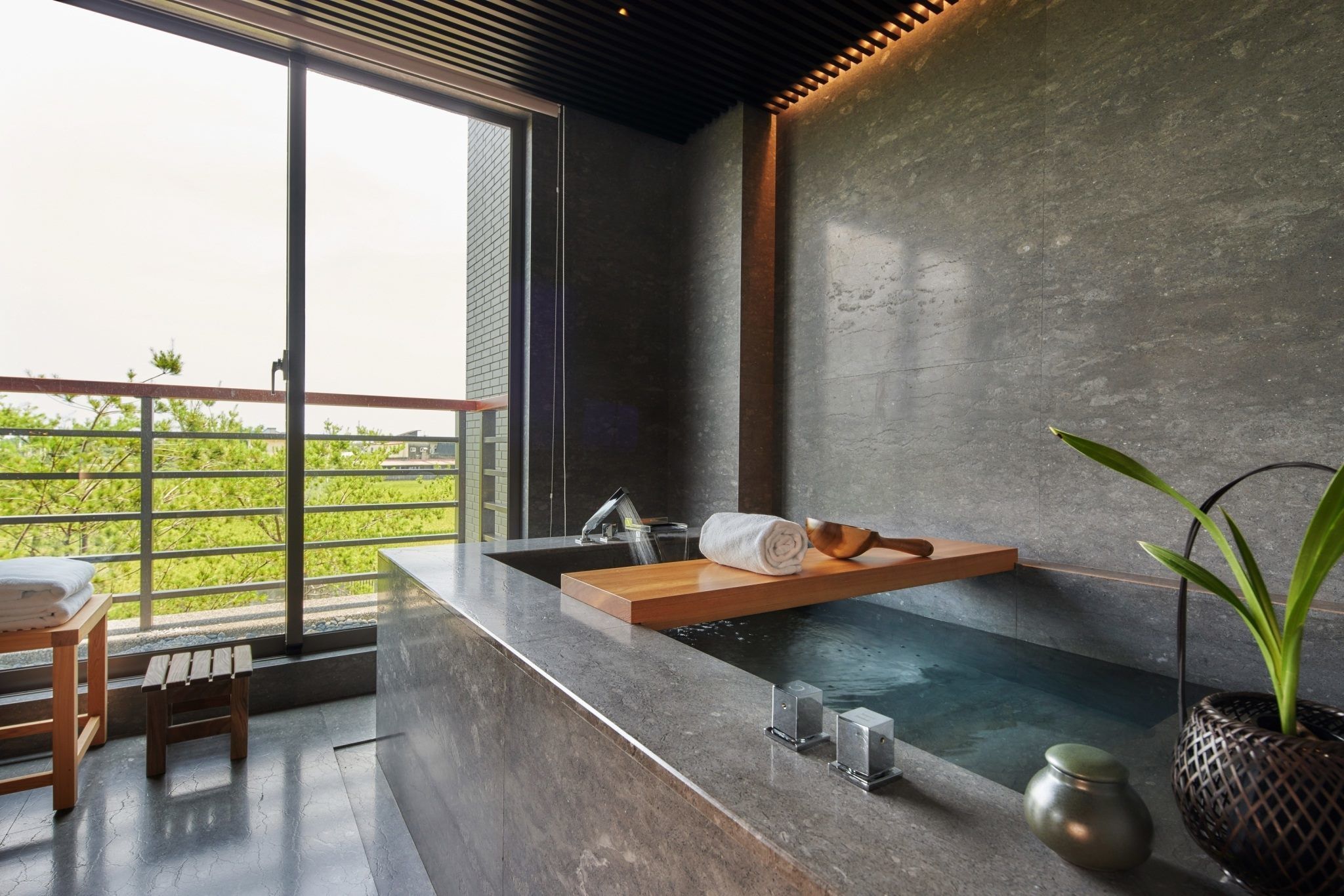 Bathroom shower