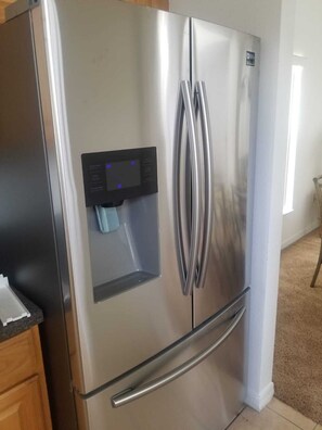 Interior - 10 Minutes from  Parks in  Orlando Kissimmee Area Gated Community Private Pool (Kissimmee)