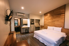 In-room safe, desk, laptop workspace, blackout drapes - Forest Pool Villas (Pattaya)