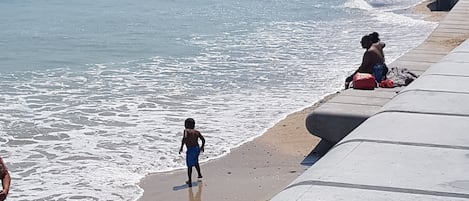 En la playa