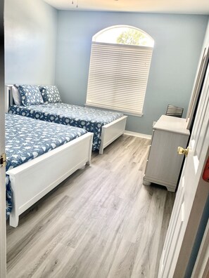 2 chambres, Wi-Fi, literie fournie, accessible en fauteuil roulant