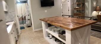 ビーチの向かいにあるかわいいコテージ！