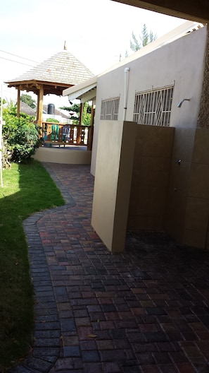 Property grounds - Ocean Villa With Pool, Getaway (Duncans)