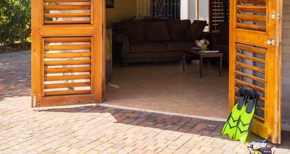 Ocean Villa With Pool, Getaway