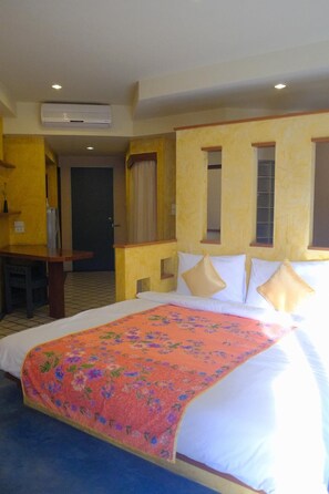 Una cassaforte in camera, tende oscuranti, Wi-Fi gratuito