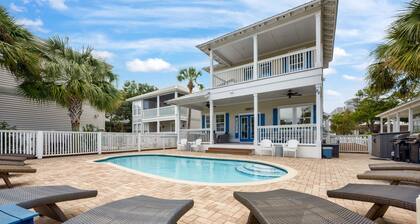 Beautiful Home. Great Amenities and Location. Perfect for Large Groups.
