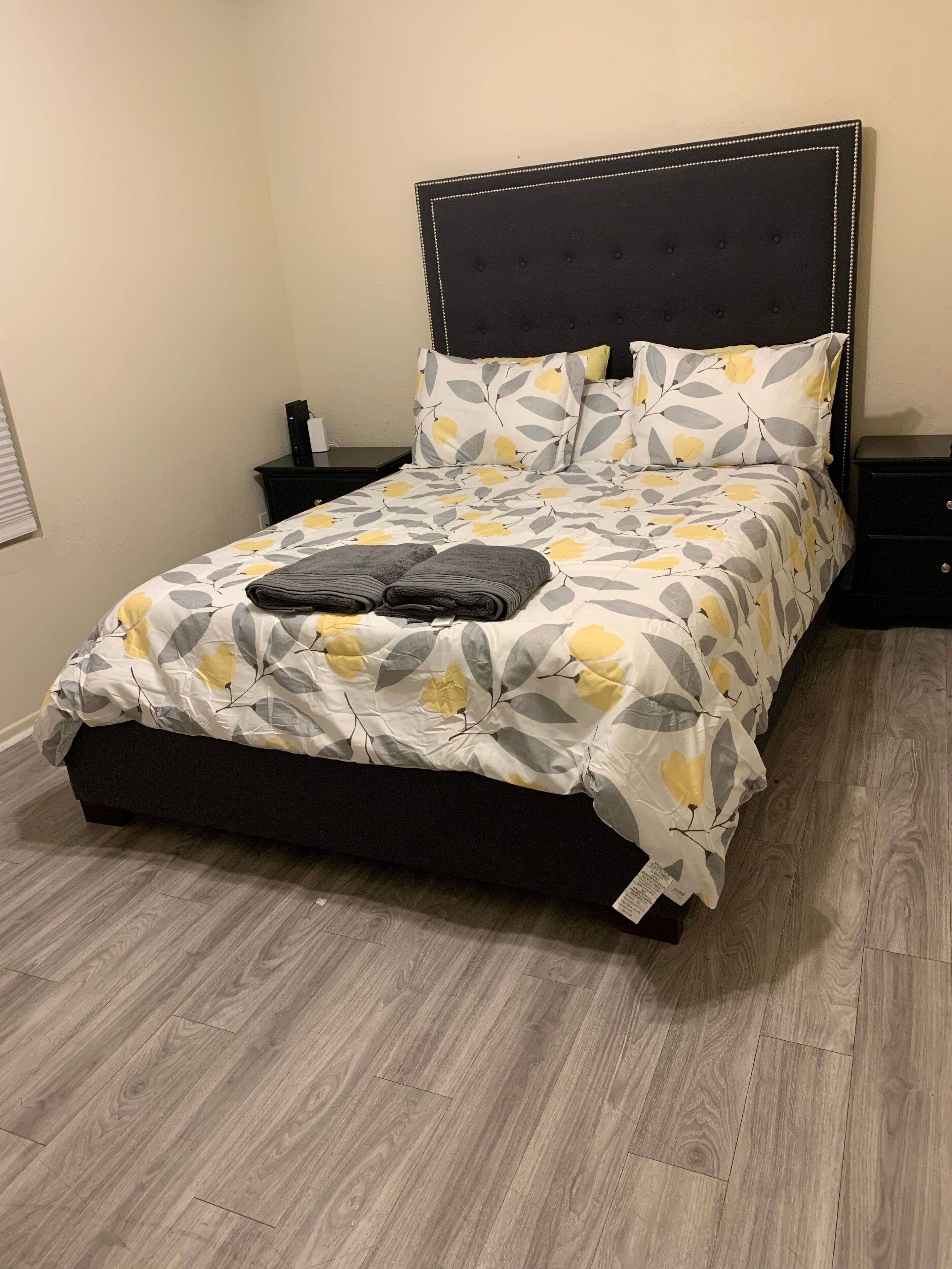 3 bedrooms, free WiFi, bed sheets, wheelchair access