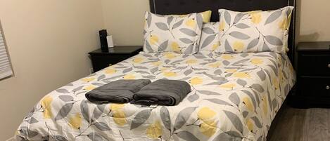 3 bedrooms, free WiFi, bed sheets, wheelchair access