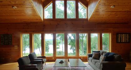Spacious Cabin on the Wisconsin River!