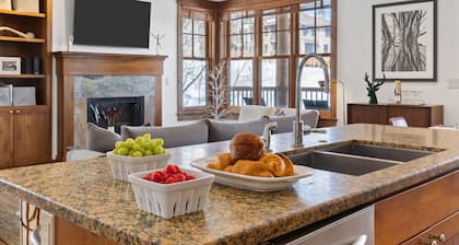 Outpost: Love Ridge 241 - Freestanding, AC!