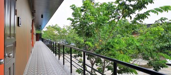 Huaisai Hotel