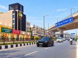 Mặt tiền nơi lưu trú