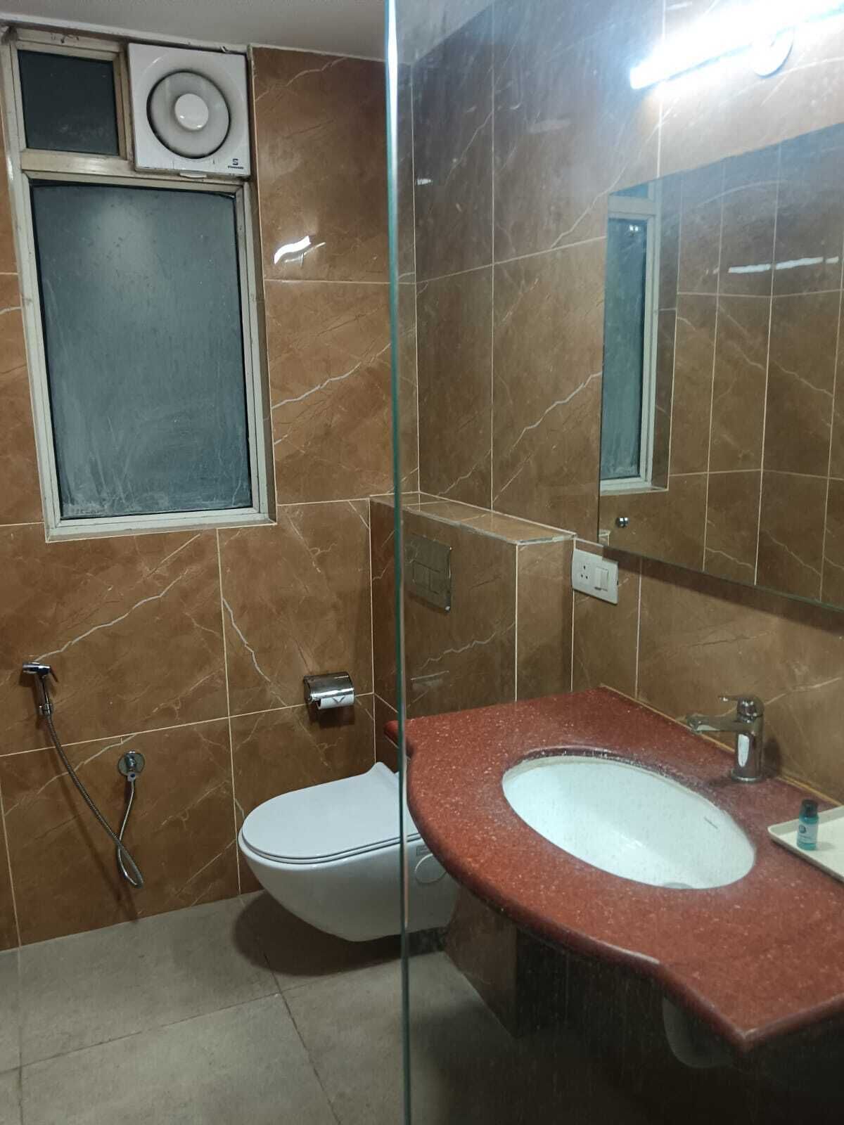 豪華雙人房, 1 間臥室 | 浴室 | 淋浴設備、免費梳洗用品、風筒、拖鞋