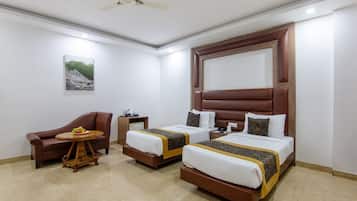 Superior Twin Room, 1 Bedroom | Egyptian cotton sheets, premium bedding, minibar, in-room safe