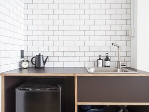 Deluxe Suite 3/4F | Private kitchenette | Fridge, microwave, stovetop, cookware/dishes/utensils - nid NAMBA Station House (Osaka)